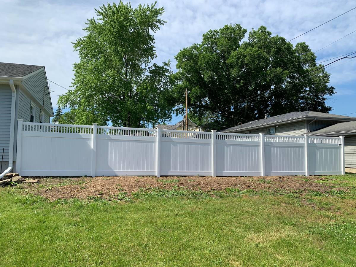 Vinyl Fencing Barrington Illinois